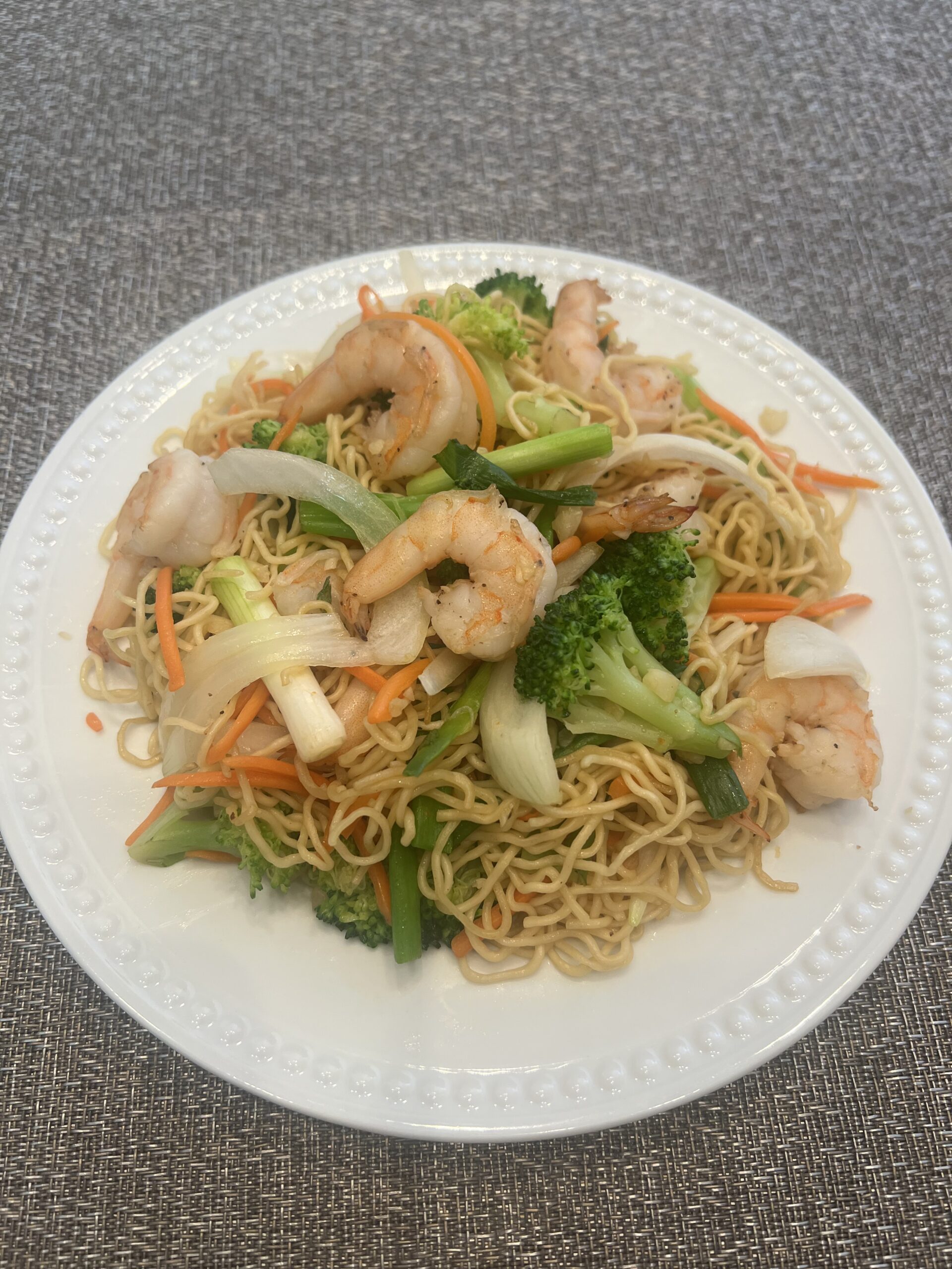 SHRIMP STIR FRIED NOODLE